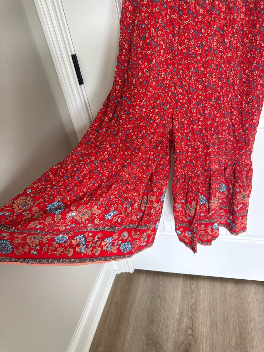 Natural Life Jamie Jumpsuit Red Ditsy Floral Wide Leg Smocked Boho Festival S - Picture 4 of 9